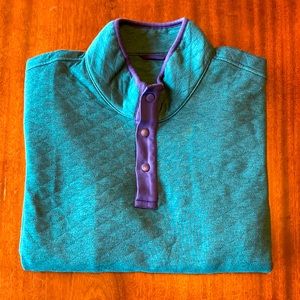 Holderness & Bourne quarter snap pullover